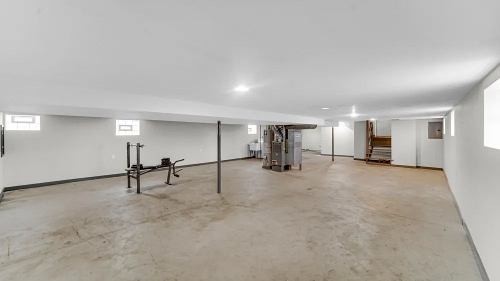 6116 Alexander Avenue Hammond, IN 46323