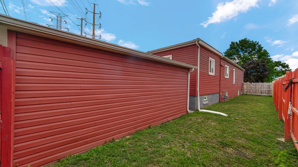 6116 Alexander Avenue Hammond, IN 46323