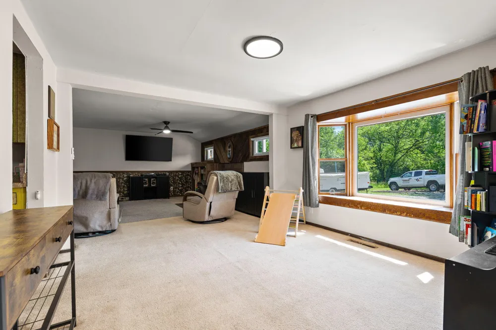 13 S Beulah Vista Drive Hebron, IN 46341