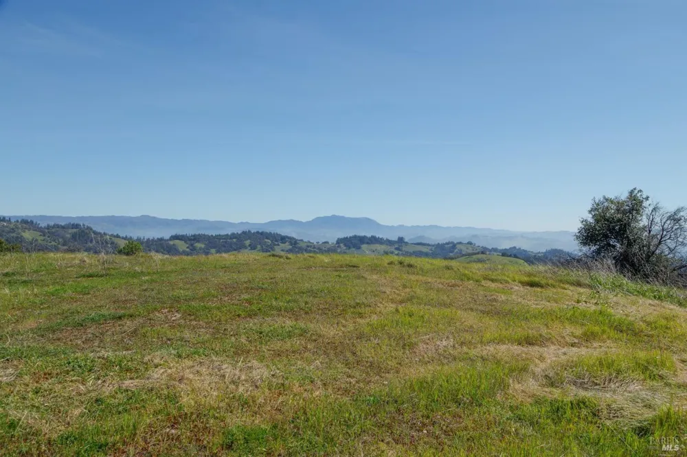 7781 Mill Creek Road Healdsburg, CA 95448