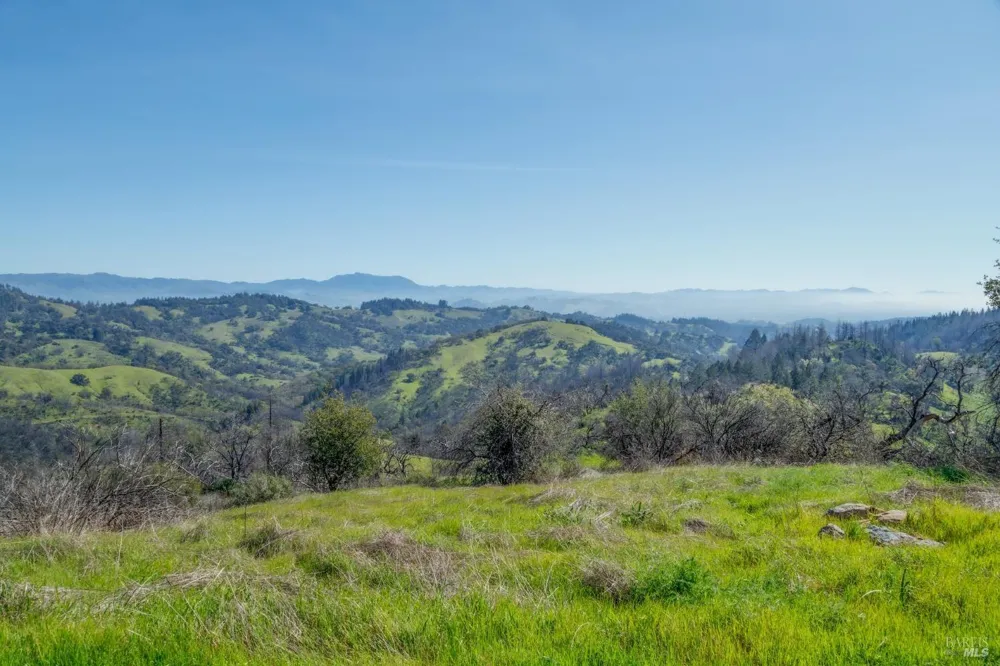 7781 Mill Creek Road Healdsburg, CA 95448