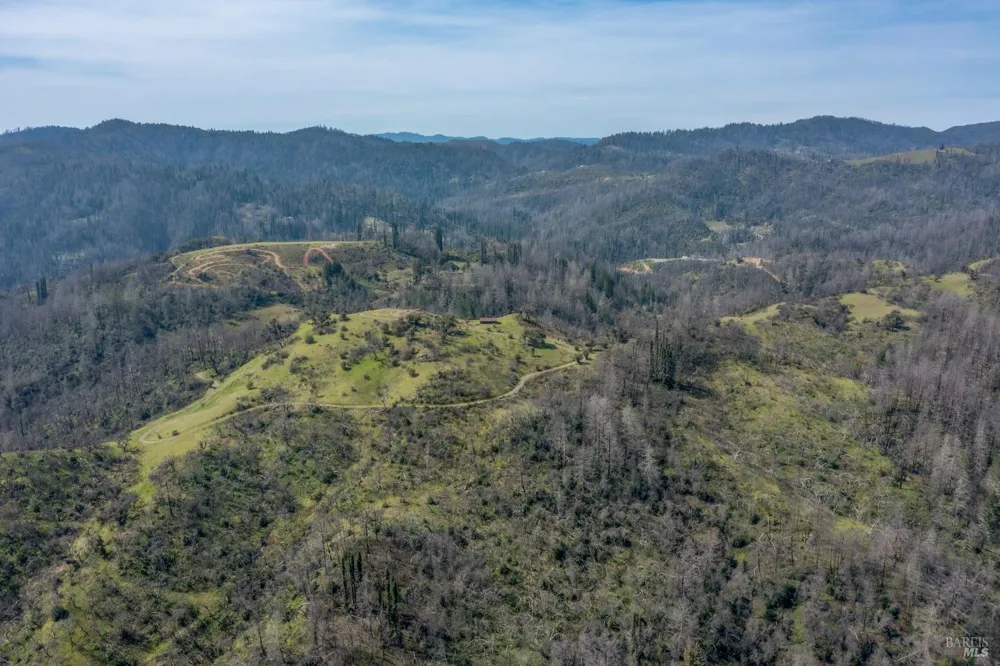 7781 Mill Creek Road Healdsburg, CA 95448