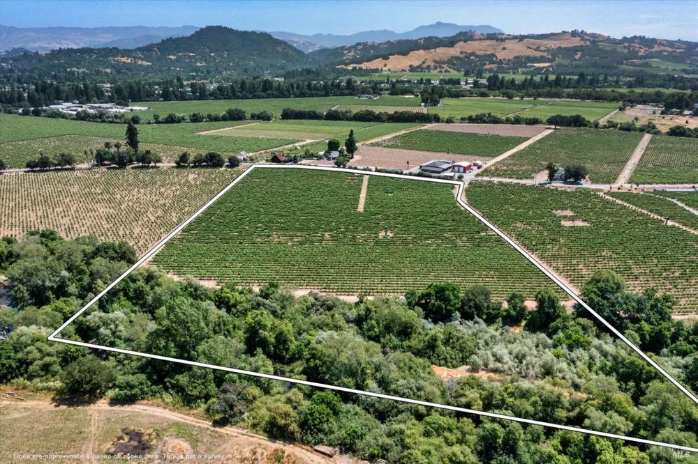 1580 Magnolia Drive Healdsburg, CA 95448