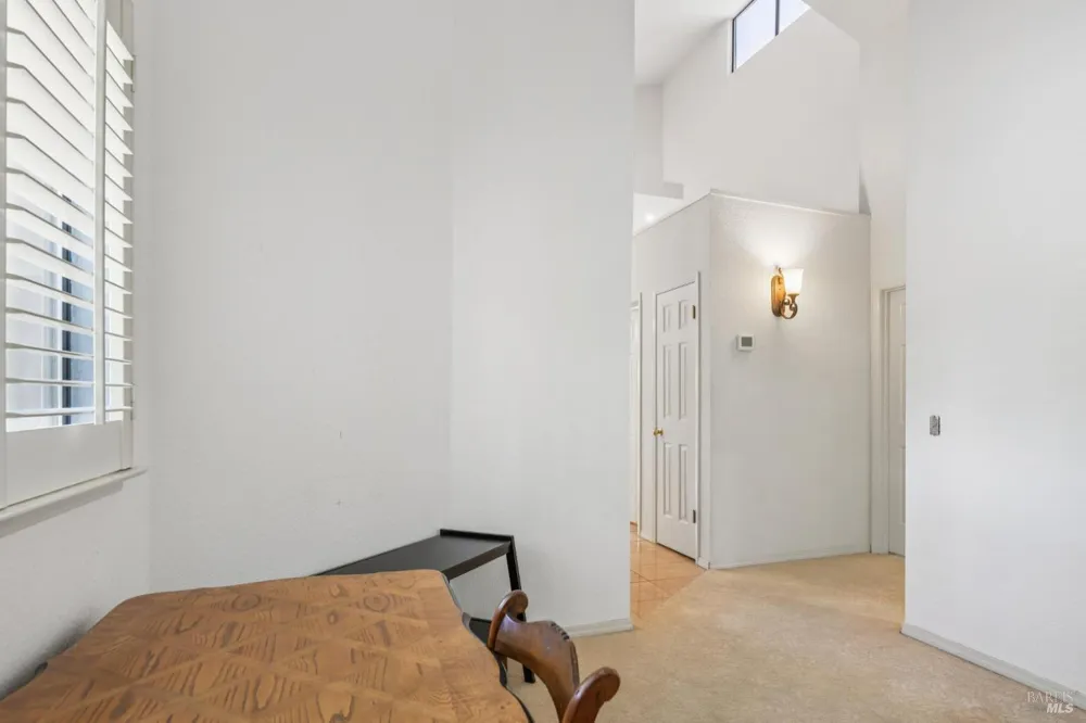 4704 Shade Tree Lane Santa Rosa, CA 95405