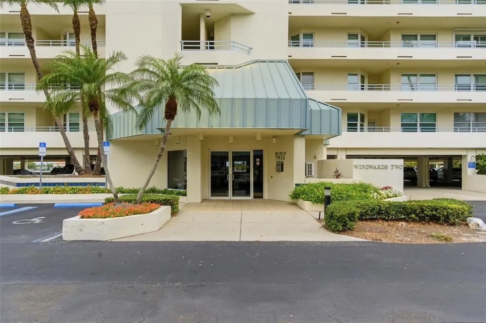 7932 SAILBOAT KEY BOULEVARD S #701 South Pasadena, FL 33707