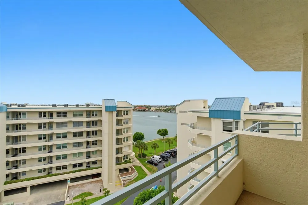 7932 SAILBOAT KEY BOULEVARD S #701 South Pasadena, FL 33707