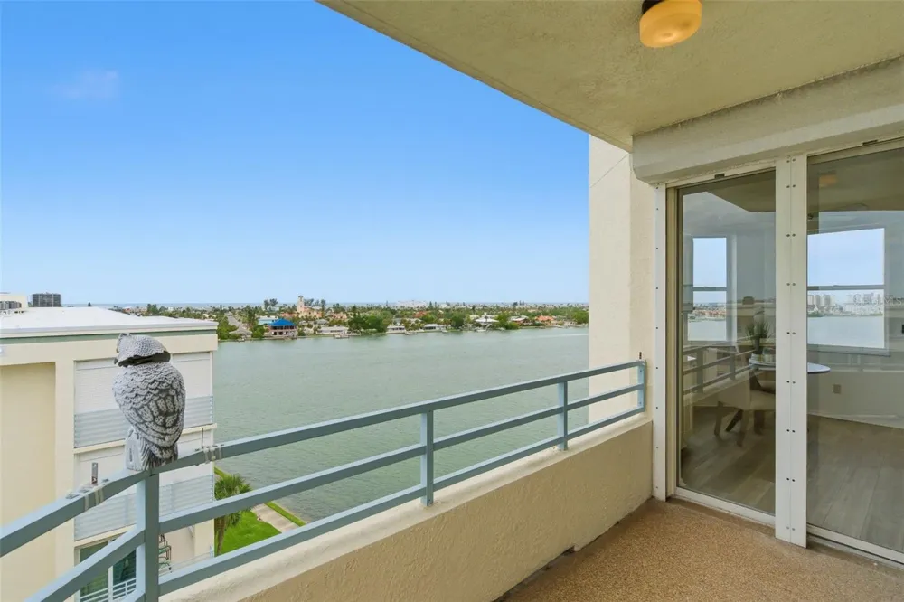 7932 SAILBOAT KEY BOULEVARD S #701 South Pasadena, FL 33707