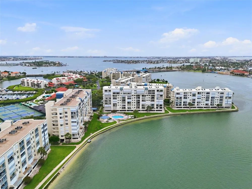 7932 SAILBOAT KEY BOULEVARD S #701 South Pasadena, FL 33707
