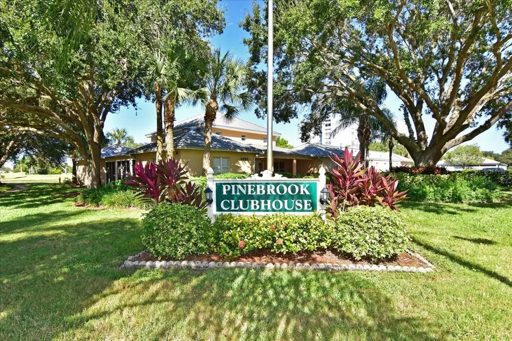 4550 PINEBROOK CIR #506 Bradenton, FL 34209
