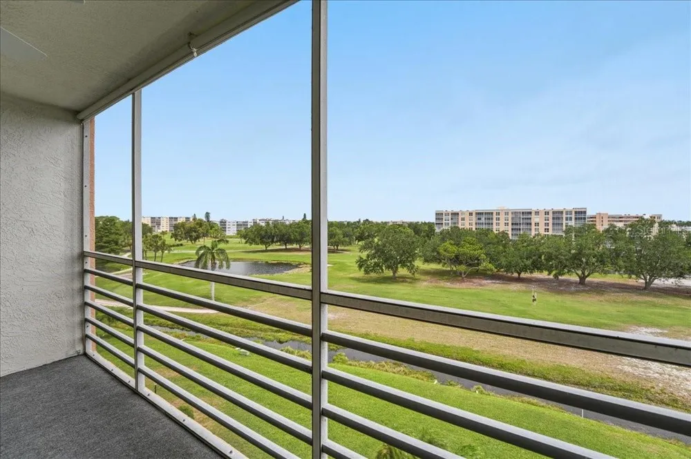 4550 PINEBROOK CIR #506 Bradenton, FL 34209
