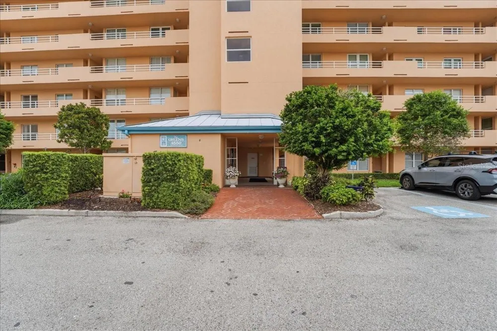 4550 PINEBROOK CIR #506 Bradenton, FL 34209