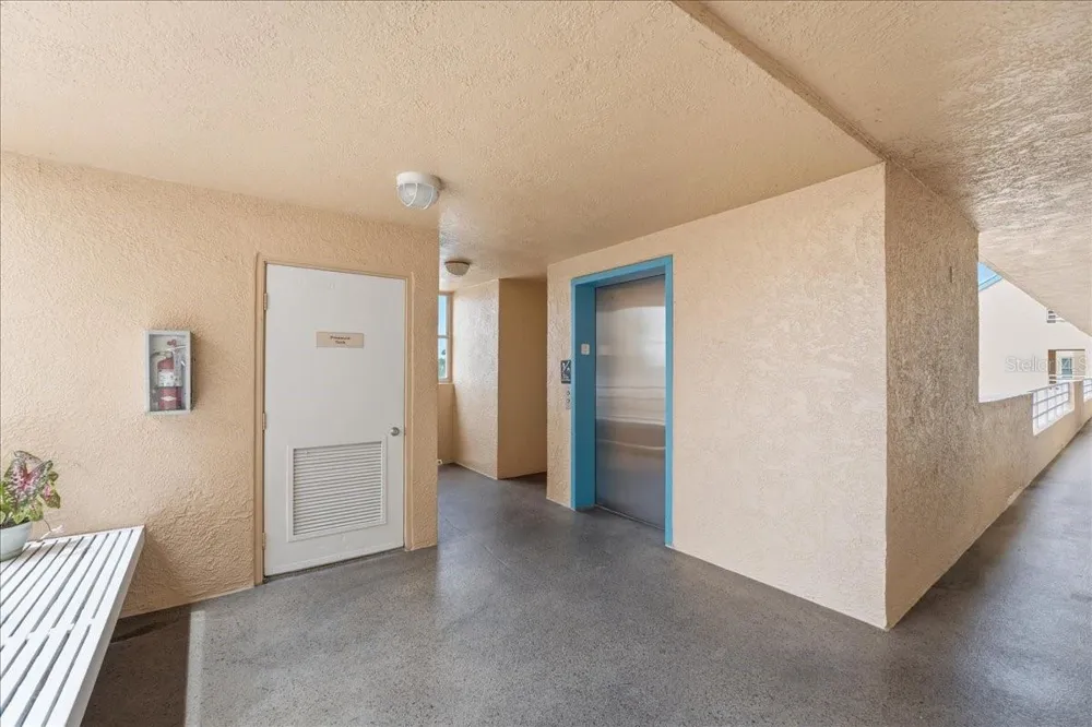 4550 PINEBROOK CIR #506 Bradenton, FL 34209