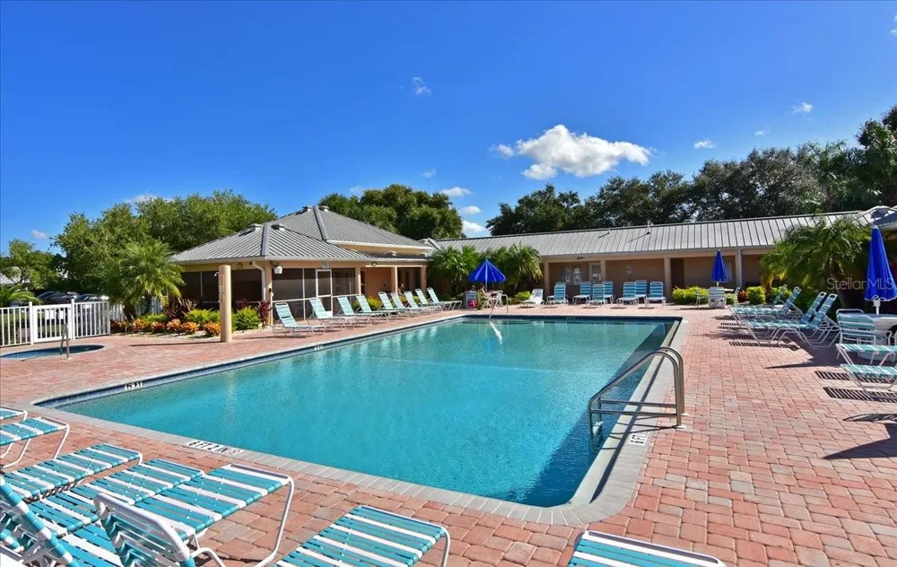 4550 PINEBROOK CIR #506 Bradenton, FL 34209