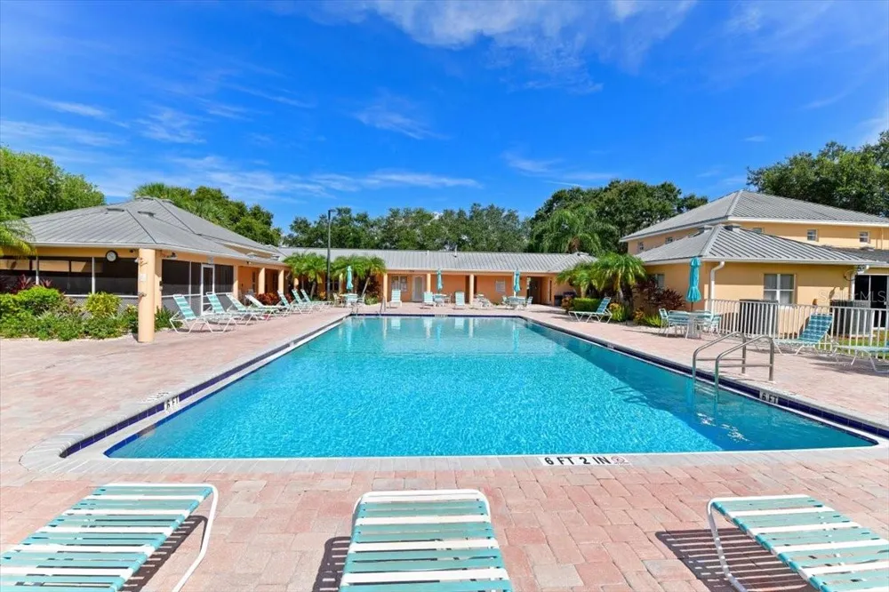 4550 PINEBROOK CIR #506 Bradenton, FL 34209
