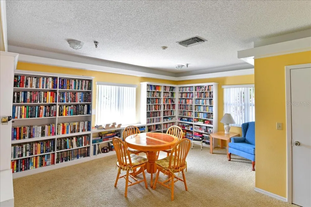 4550 PINEBROOK CIR #506 Bradenton, FL 34209