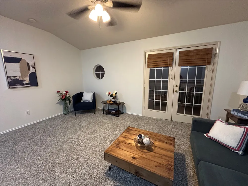 1104 Henderson Drive Leander, TX 78641