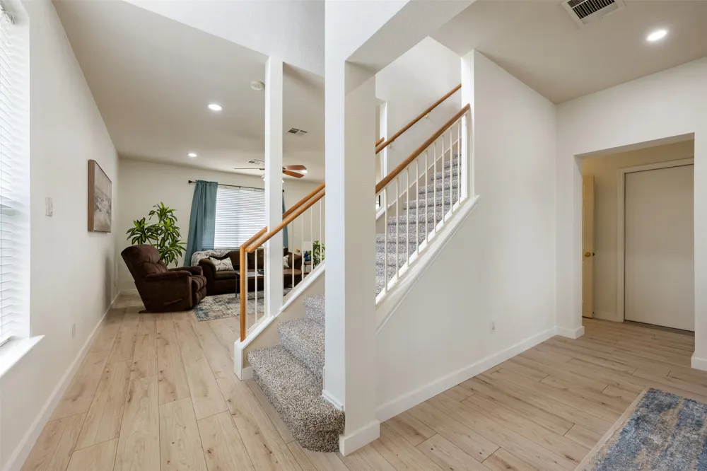 1104 Henderson Drive Leander, TX 78641