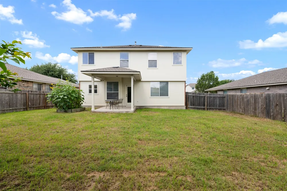 1104 Henderson Drive Leander, TX 78641