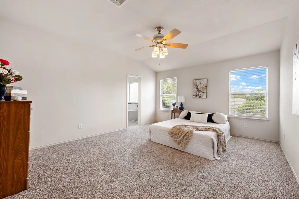 1104 Henderson Drive Leander, TX 78641