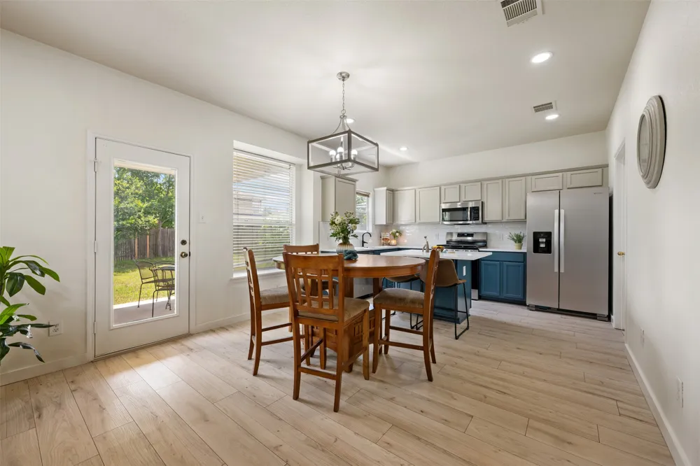 1104 Henderson Drive Leander, TX 78641