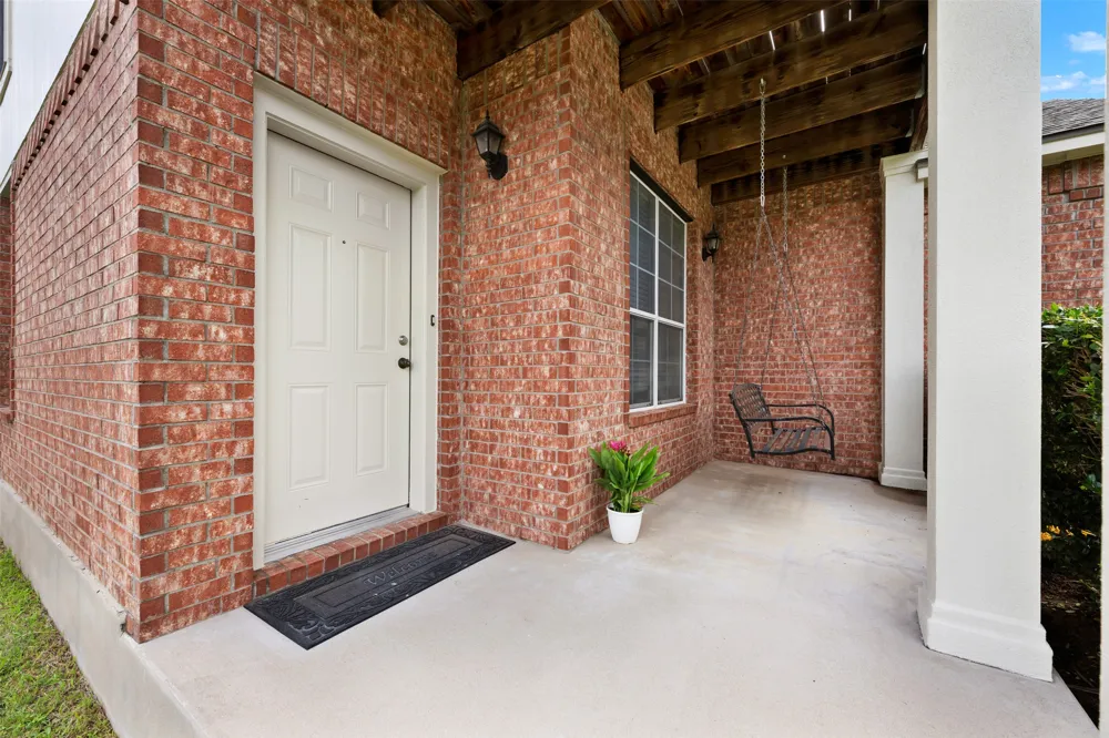 1104 Henderson Drive Leander, TX 78641
