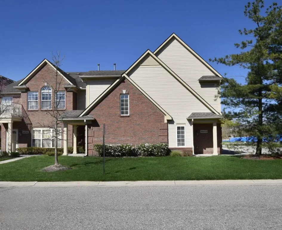 48475 Bridge Way Canton, MI 48188