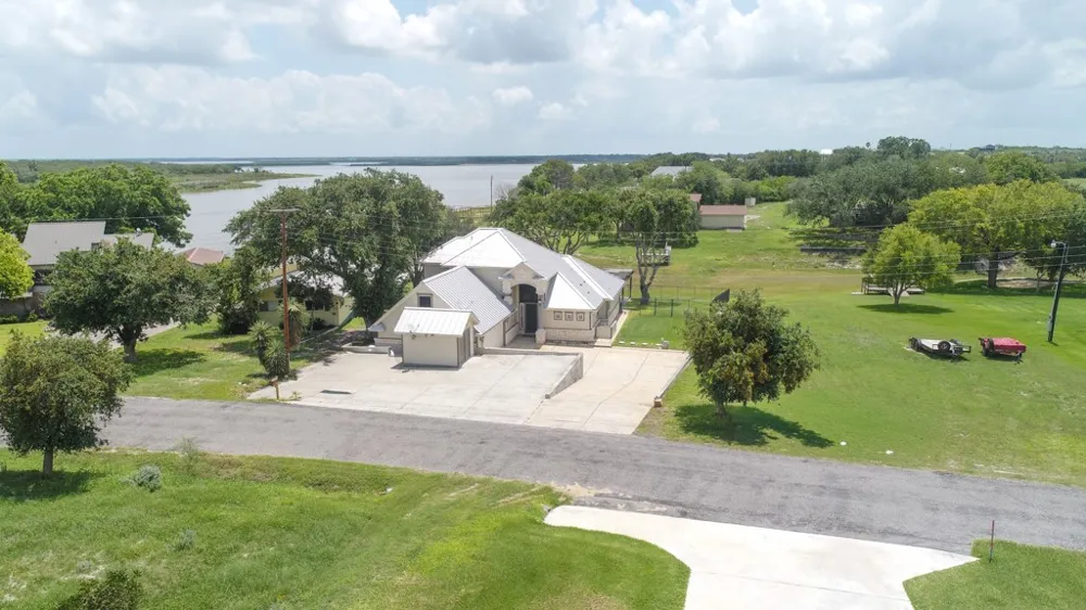 257 Carmel Drive Sandia, TX 78383