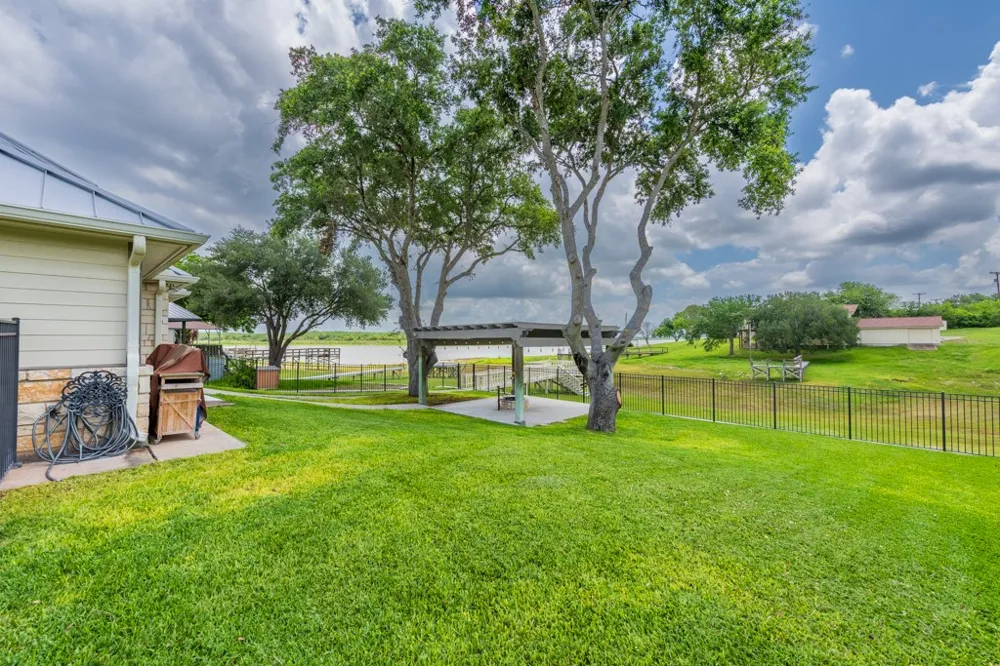 257 Carmel Drive Sandia, TX 78383