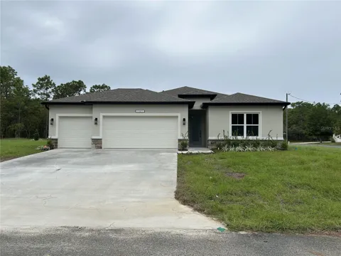 15 LOBELIA COURT