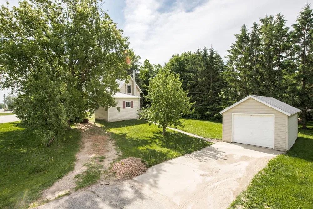 402 Sanstead Street W Garfield, MN 56332