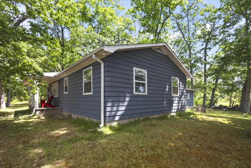 5770 W US Highway 12 Buchanan, MI 49107