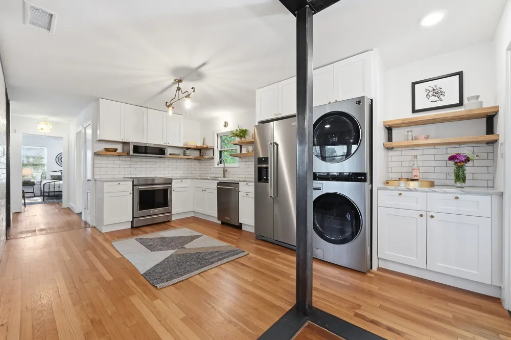 820 Bois D'Arc Street Lockhart, TX 78644