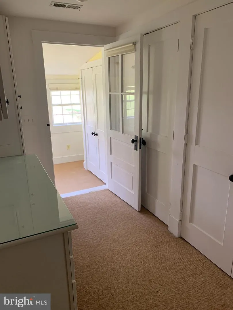 10436 JOHN S MOSBY HIGHWAY Paris, VA 20130