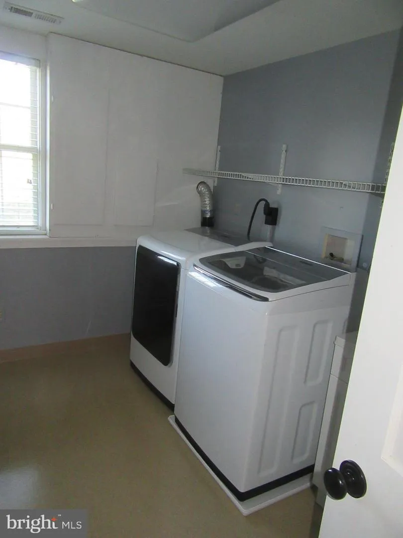 10436 JOHN S MOSBY HIGHWAY Paris, VA 20130