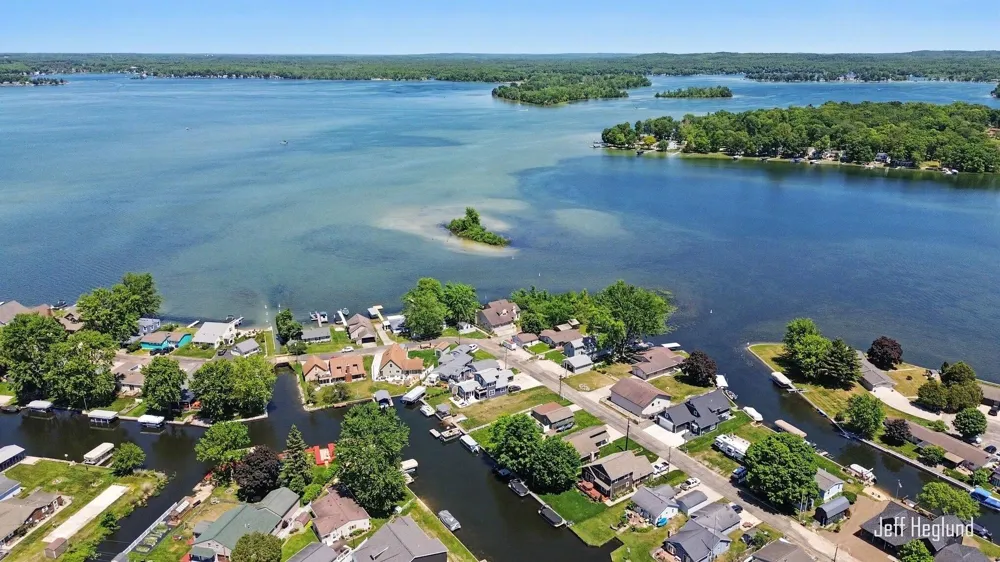 4211 Lynden Road Orangeville Township, MI 49344