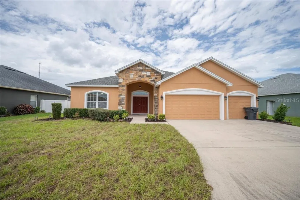 2850 SHELDON STREET Lakeland, FL 33813