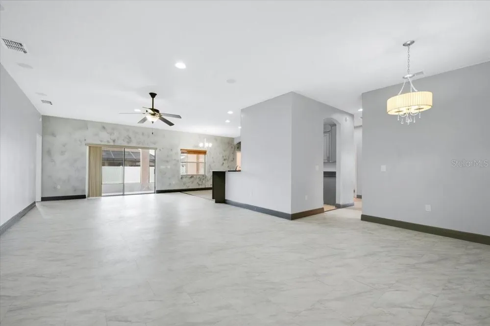 2850 SHELDON STREET Lakeland, FL 33813