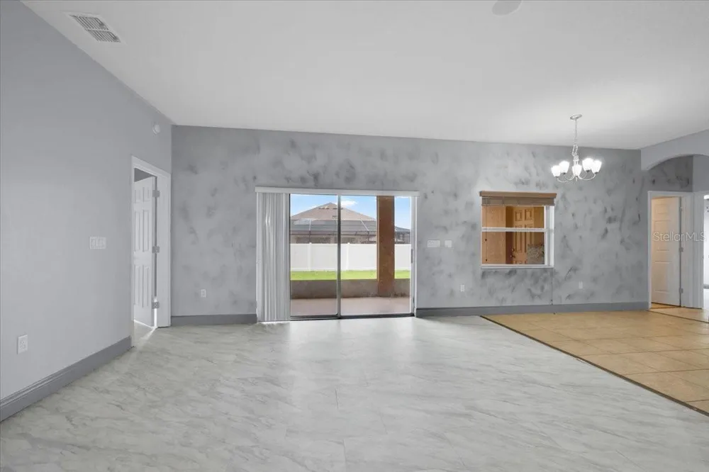 2850 SHELDON STREET Lakeland, FL 33813