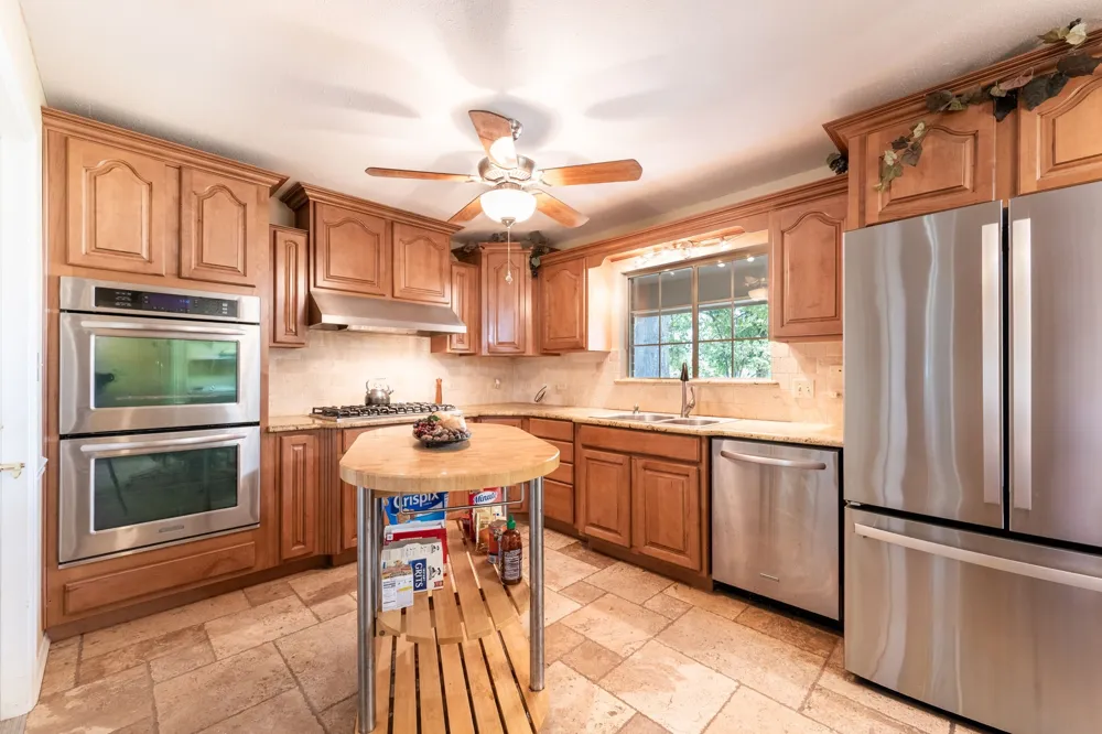 2715 FM 857 Grand Saline, TX 75140