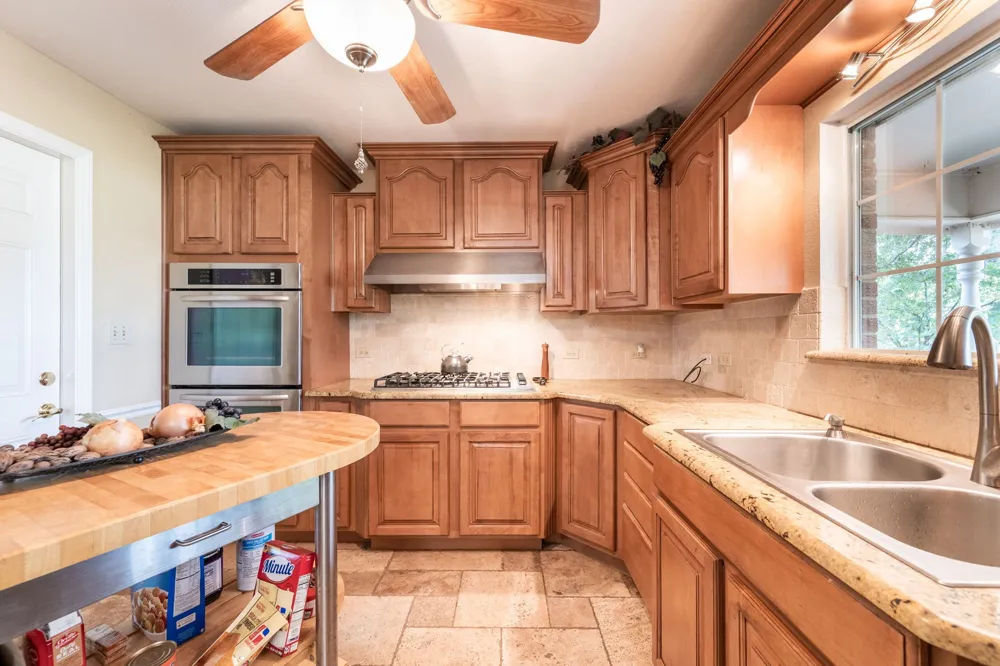 2715 FM 857 Grand Saline, TX 75140