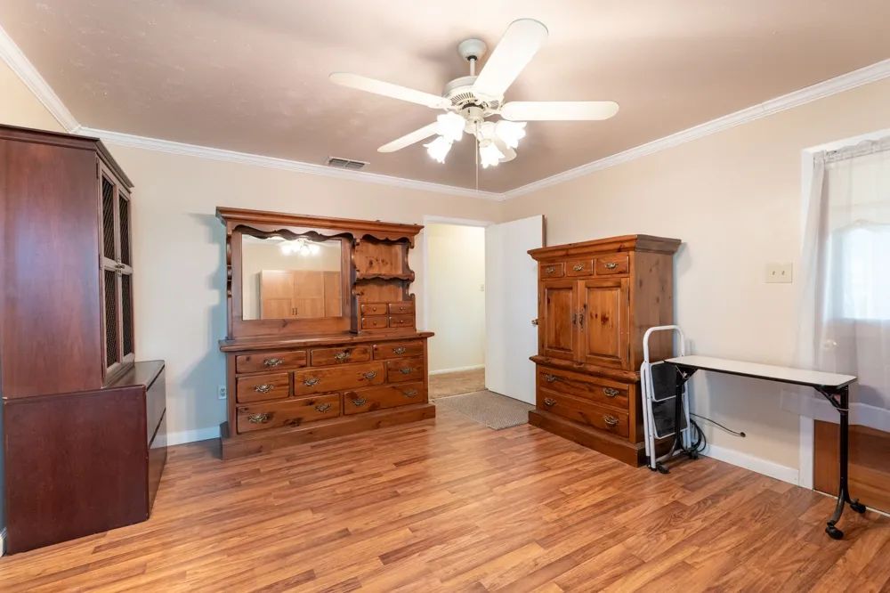 2715 FM 857 Grand Saline, TX 75140