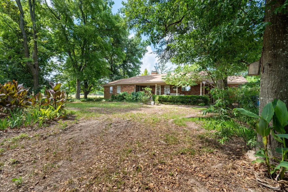 2715 FM 857 Grand Saline, TX 75140