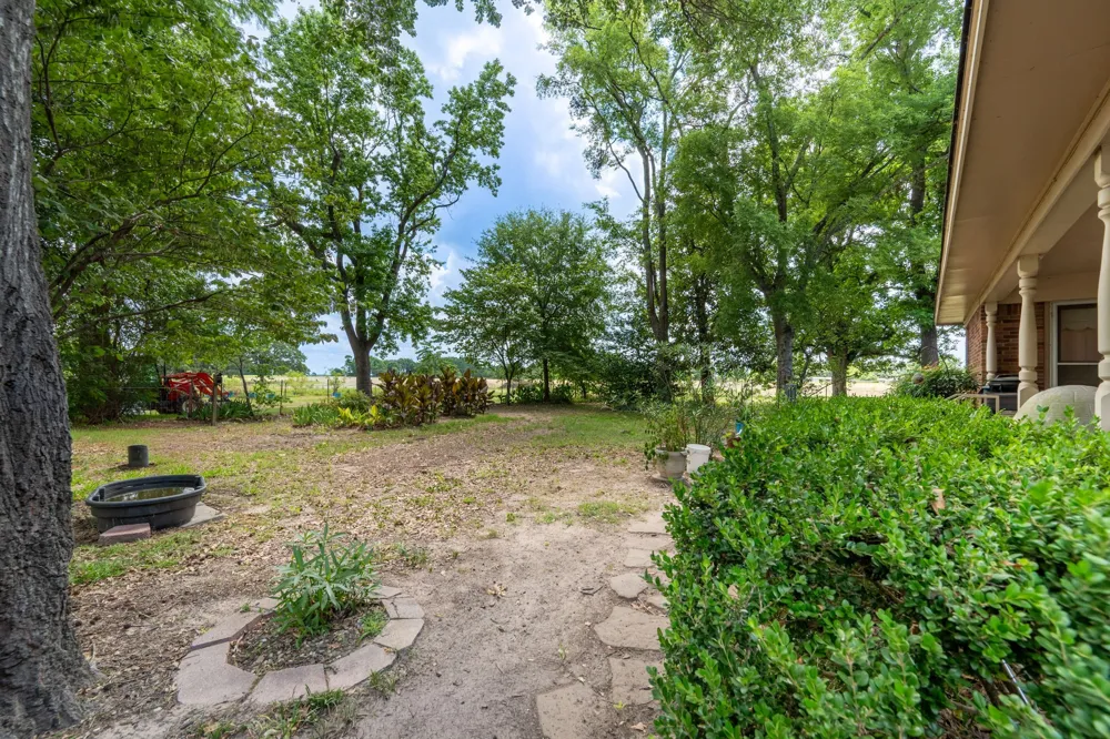 2715 FM 857 Grand Saline, TX 75140