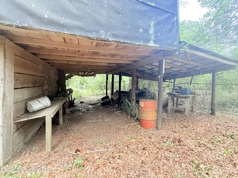 1015 Highway 51 Summit, MS 39666