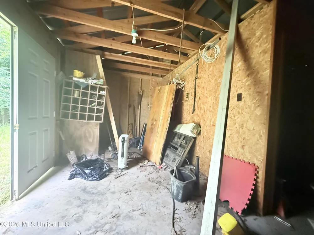1015 Highway 51 Summit, MS 39666