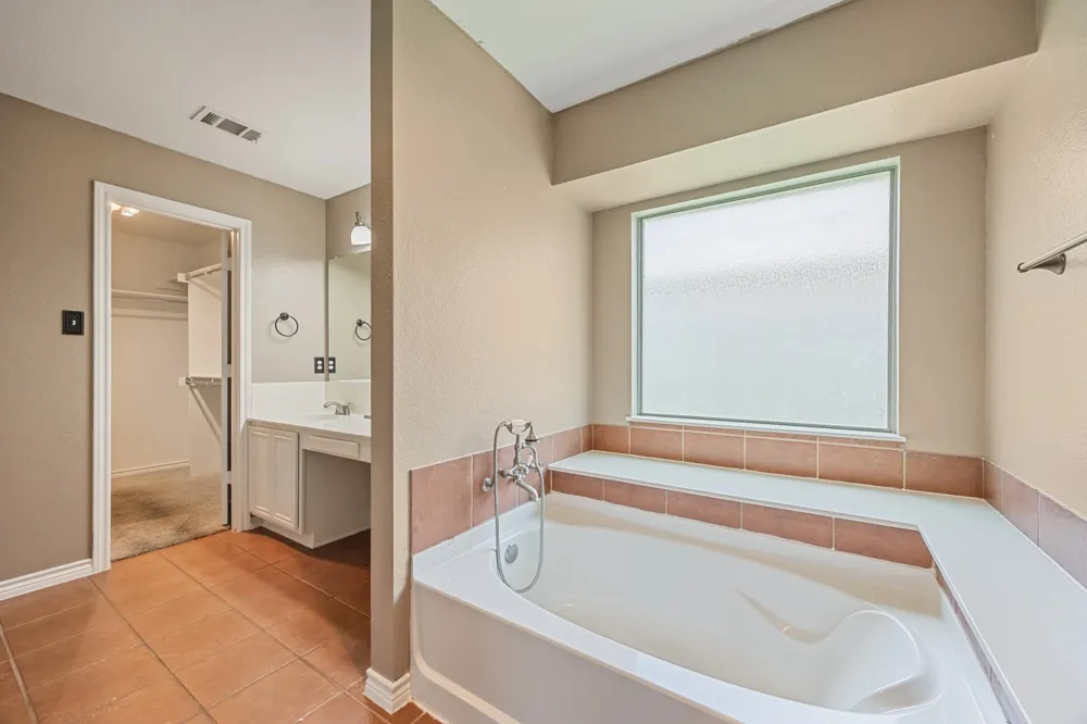 107 Meadowlark Drive Palmer, TX 75152