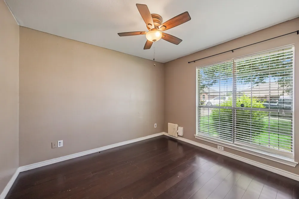 107 Meadowlark Drive Palmer, TX 75152
