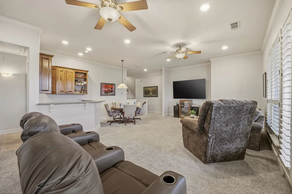 2707 Harborside Drive Granbury, TX 76048