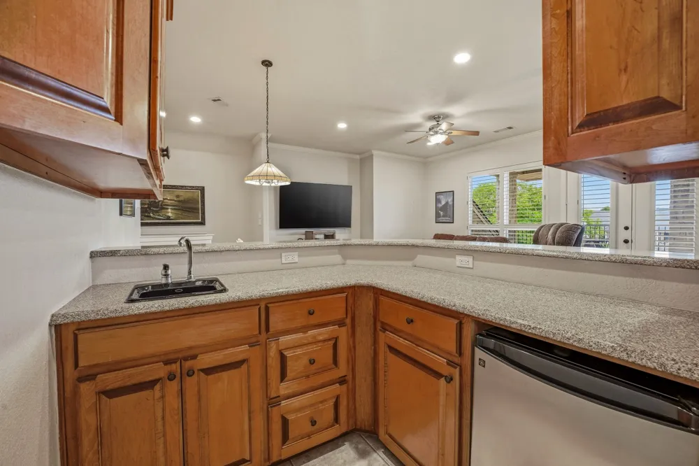 2707 Harborside Drive Granbury, TX 76048