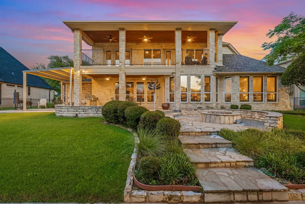 2707 Harborside Drive Granbury, TX 76048